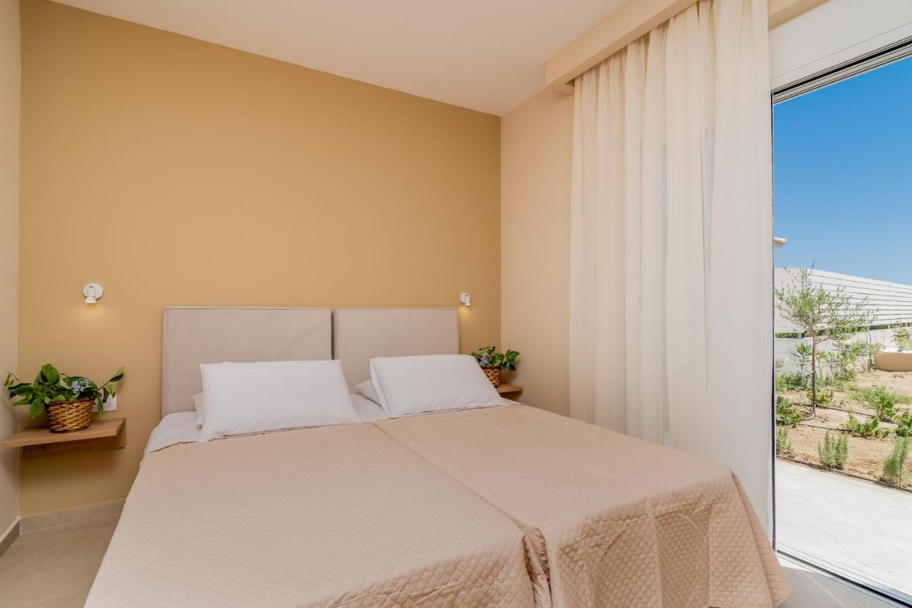 Spartakos Luxury 1 *